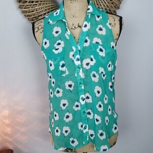 Lush sleeveless blouse xs